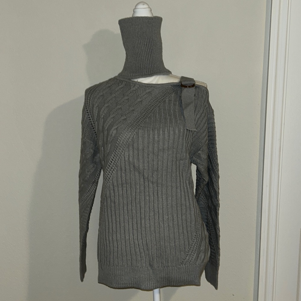 Long Sleeve Cold Shoulder Turtleneck Knit Sweater Size M